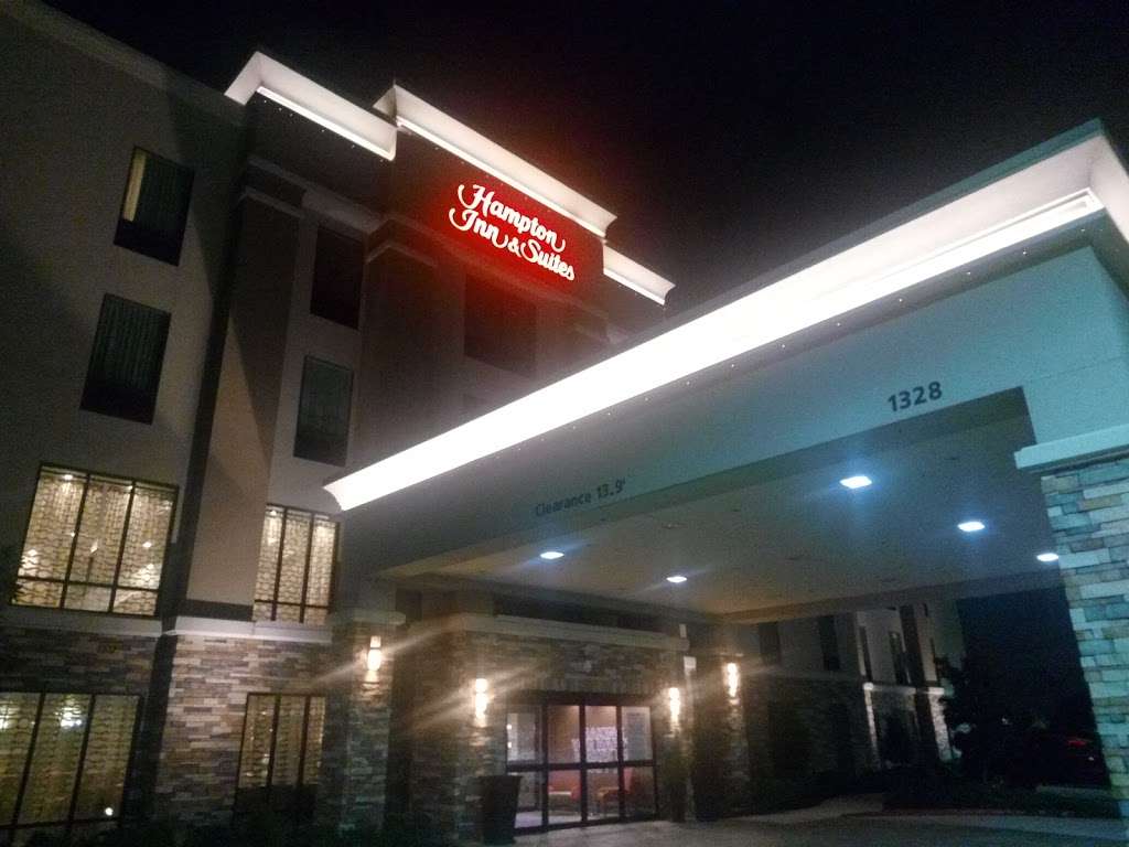 Hampton Inn & Suites La Porte | 1328 Highway 146 South, La Porte, TX 77571, USA | Phone: (281) 842-9566