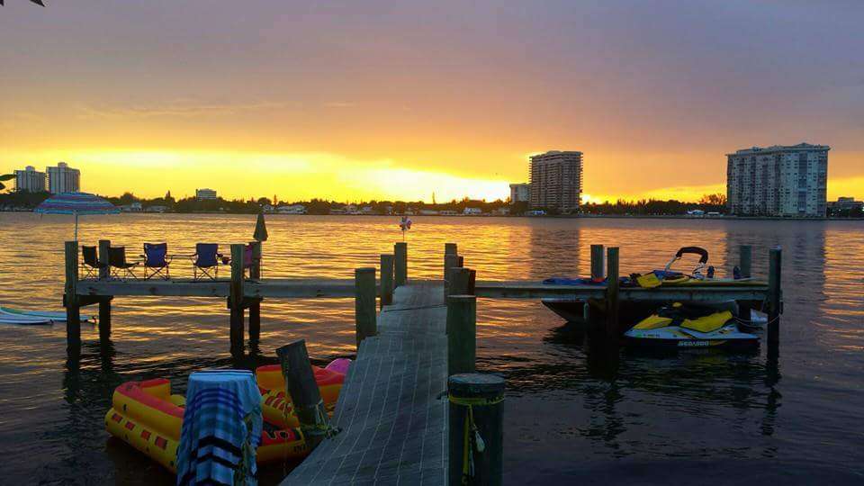 The people’s of Quayside Island | Miami, FL 33181, USA