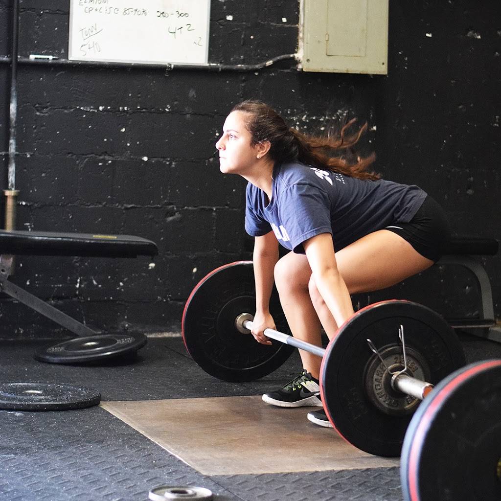 Training Pit CrossFit | 1425 S 30th Ave, Hollywood, FL 33020, USA | Phone: (954) 864-1844