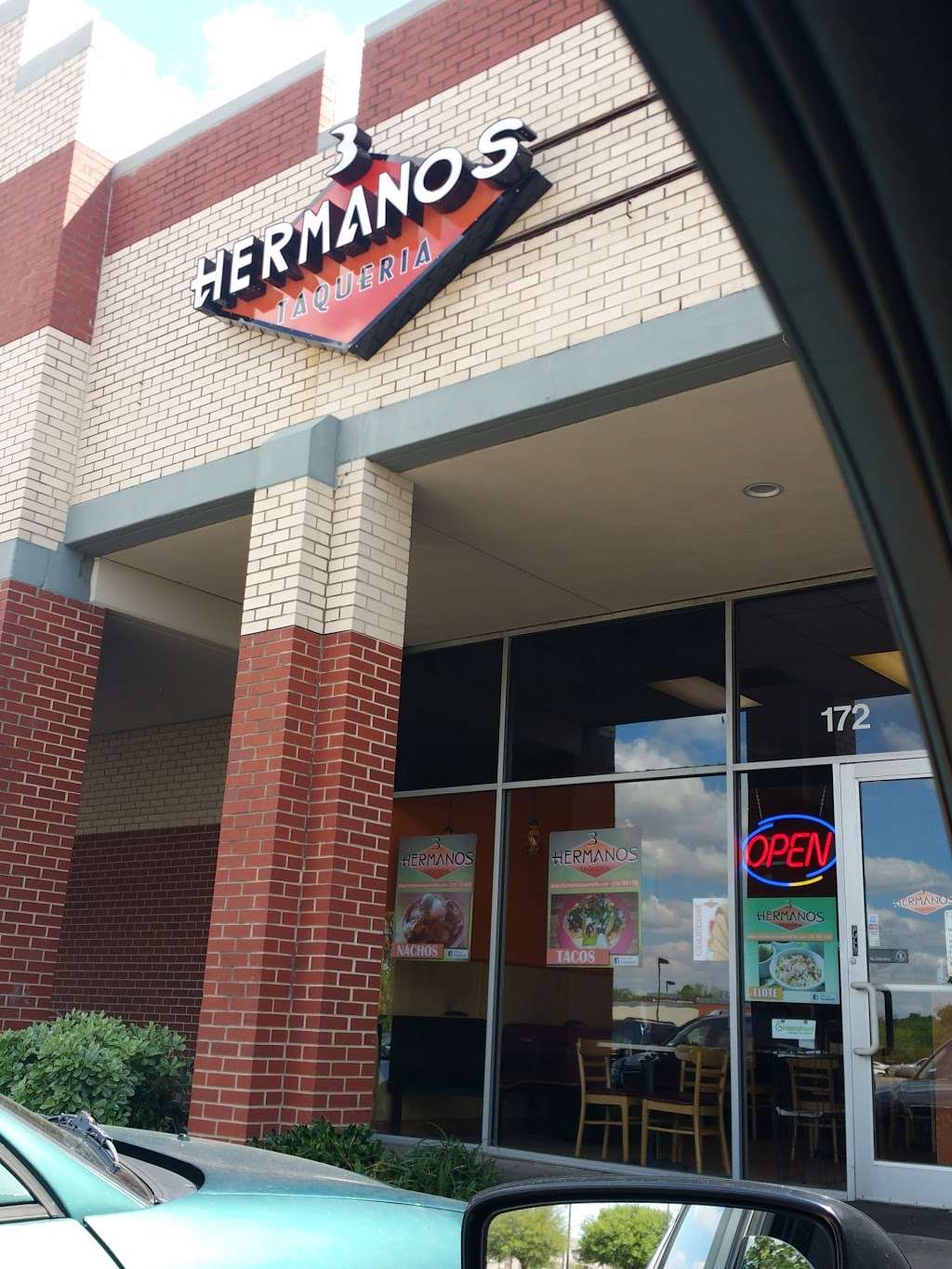 3 Hermanos Taqueria | 1450 W Pleasant Run Rd #172, Lancaster, TX 75146, USA | Phone: (214) 269-1705