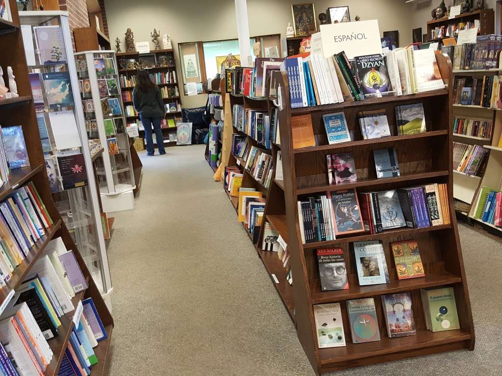 Quest Book Shop | 306 Geneva Rd, Wheaton, IL 60187 | Phone: (630) 665-0123