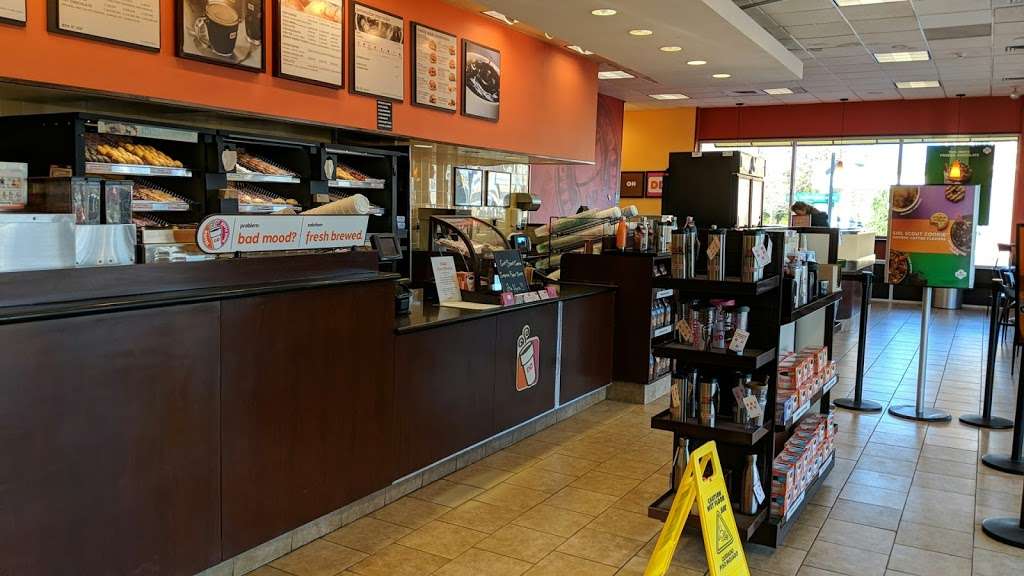 Dunkin | 70 Storey Ave, Newburyport, MA 01950 | Phone: (978) 462-2848