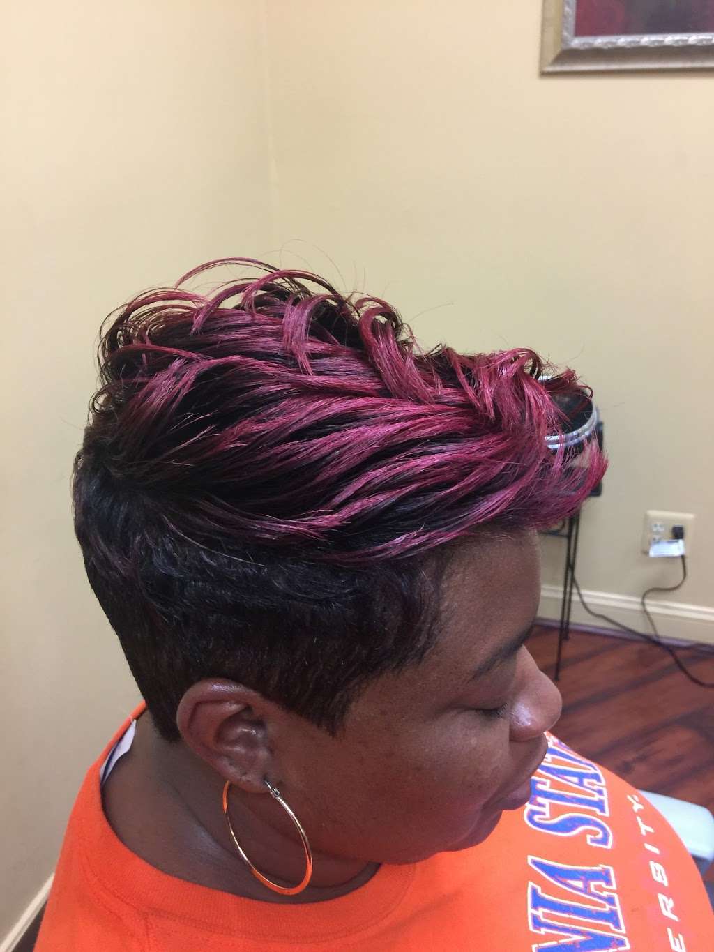 Hair by E.Tracie @ Phenix Suites | 9906 Liberia Ave, Manassas, VA 20110 | Phone: (757) 773-3077