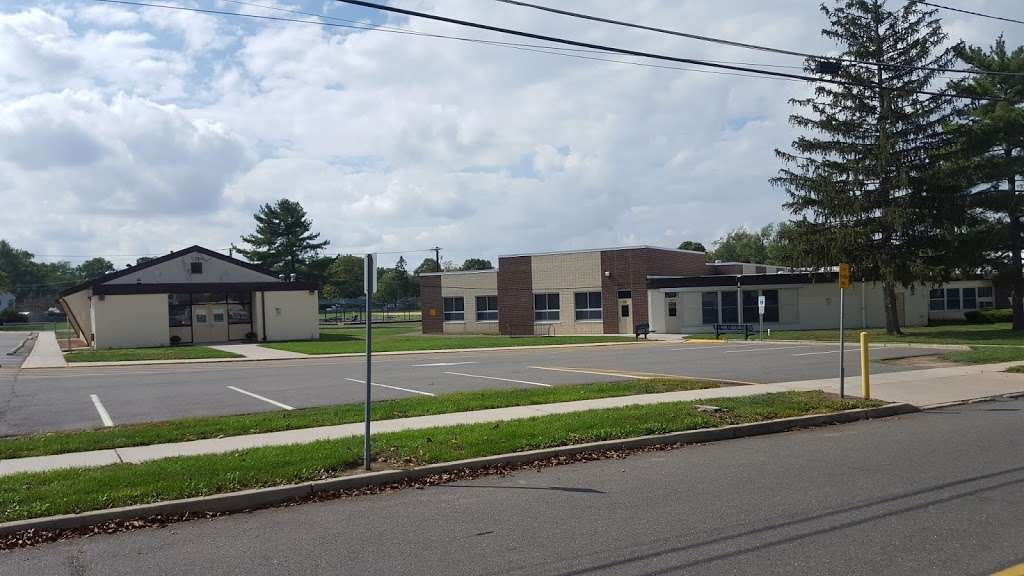 Cambridge Elementary School | 35 Cambridge Rd, Kendall Park, NJ 08824 | Phone: (732) 297-2941