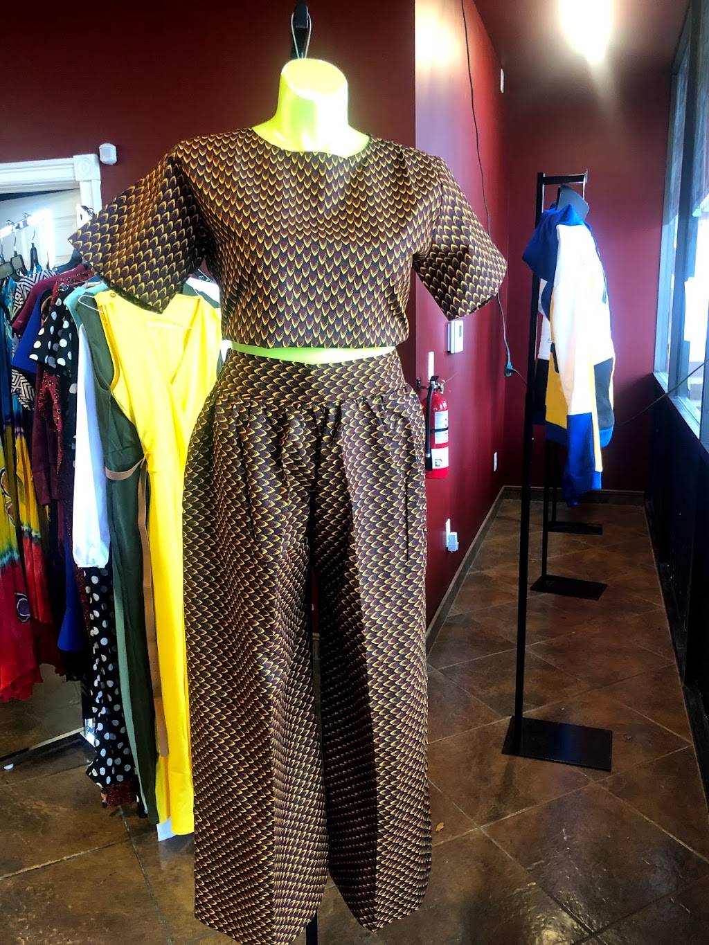 Benruth Boutique African International Market | 700 N Clark Rd #124, Duncanville, TX 75116, USA | Phone: (817) 376-7861