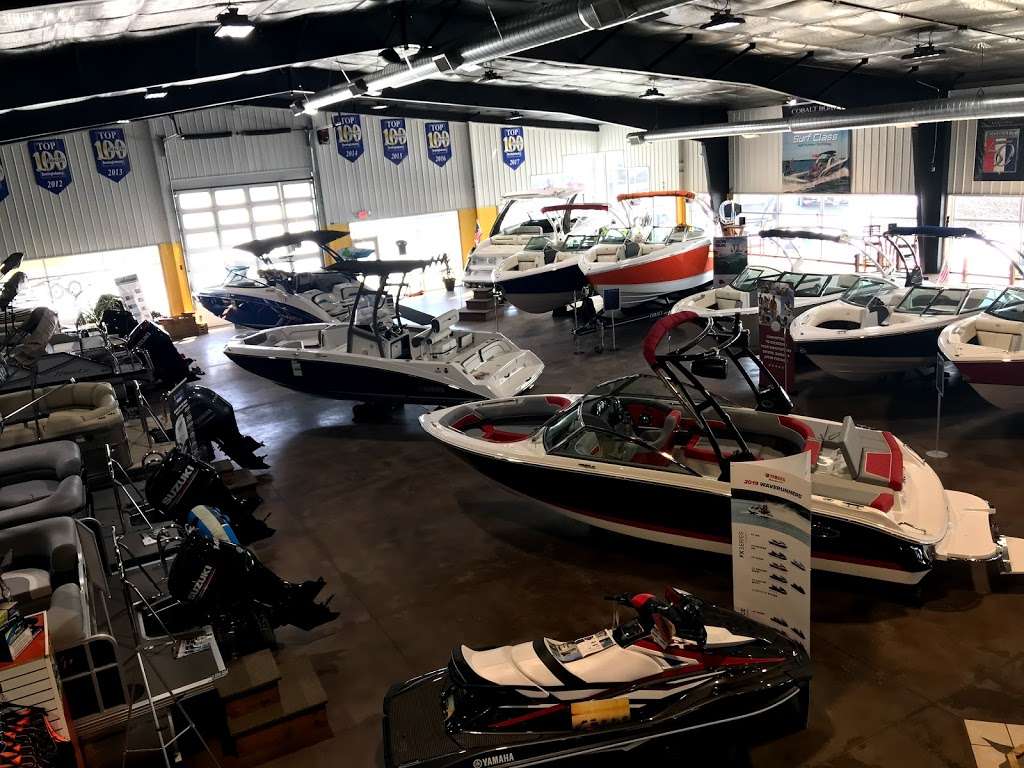 Lake Viking Marine | 2060 Lake Viking Terrace, Gallatin, MO 64640 | Phone: (660) 663-3722