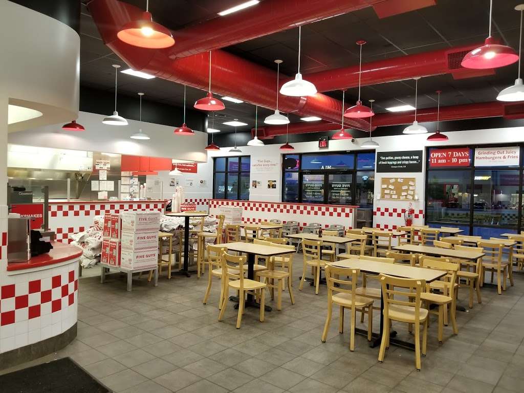 Five Guys | 141 Wilson Ave Stuite A, Hanover, PA 17331, USA | Phone: (717) 634-5824