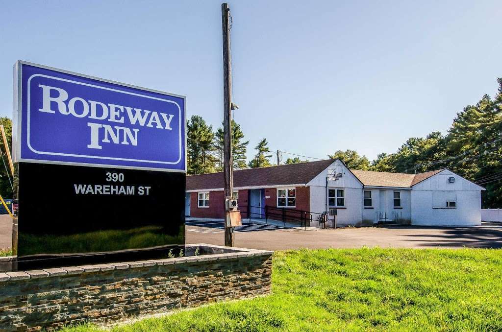 Rodeway Inn Middleboro-Plymouth | 390 Wareham St, Middleborough, MA 02346, USA | Phone: (508) 947-7777