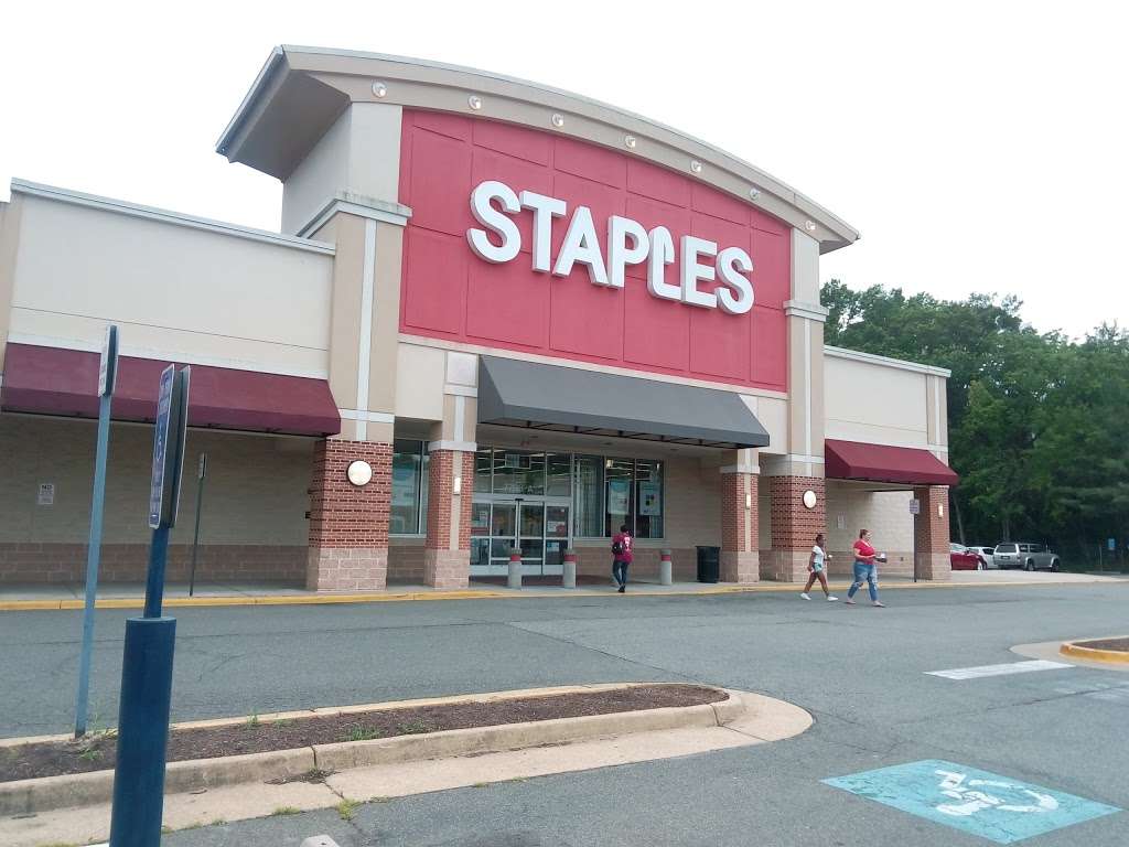 Staples | 7708 Richmond Hwy, Alexandria, VA 22306 | Phone: (703) 799-8203