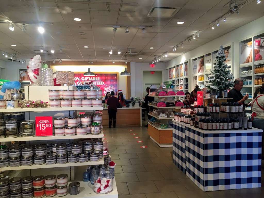 Bath & Body Works | 9828 W Northern Ave, Peoria, AZ 85345, USA | Phone: (623) 872-9485