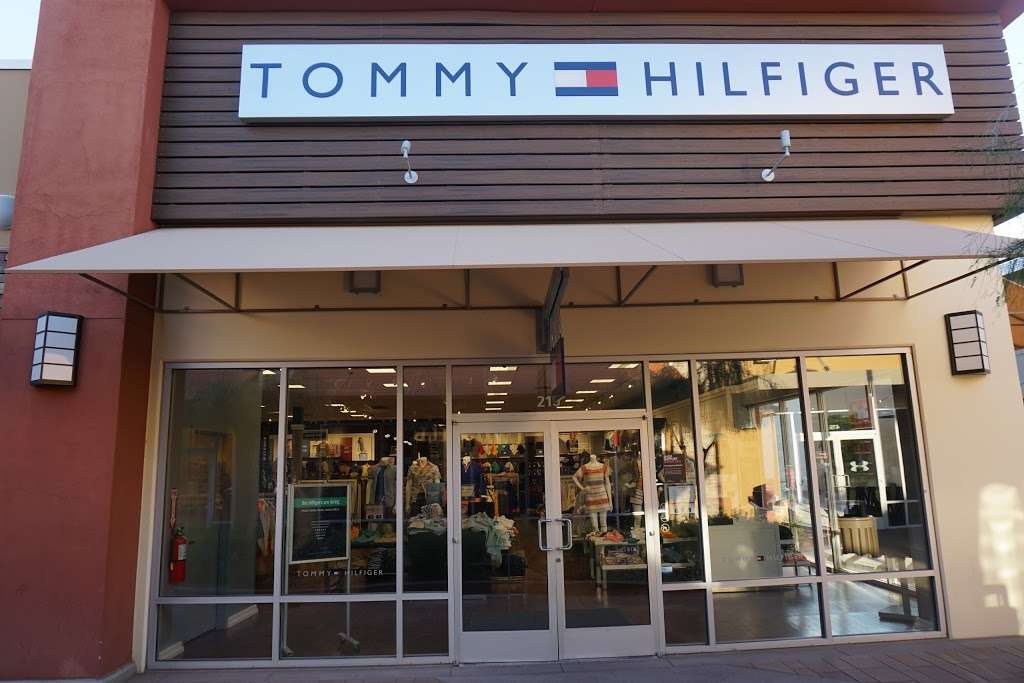 Tommy Hilfiger | 4976 Premium Outlets Way #216, Chandler, AZ 85226, USA | Phone: (480) 639-1708