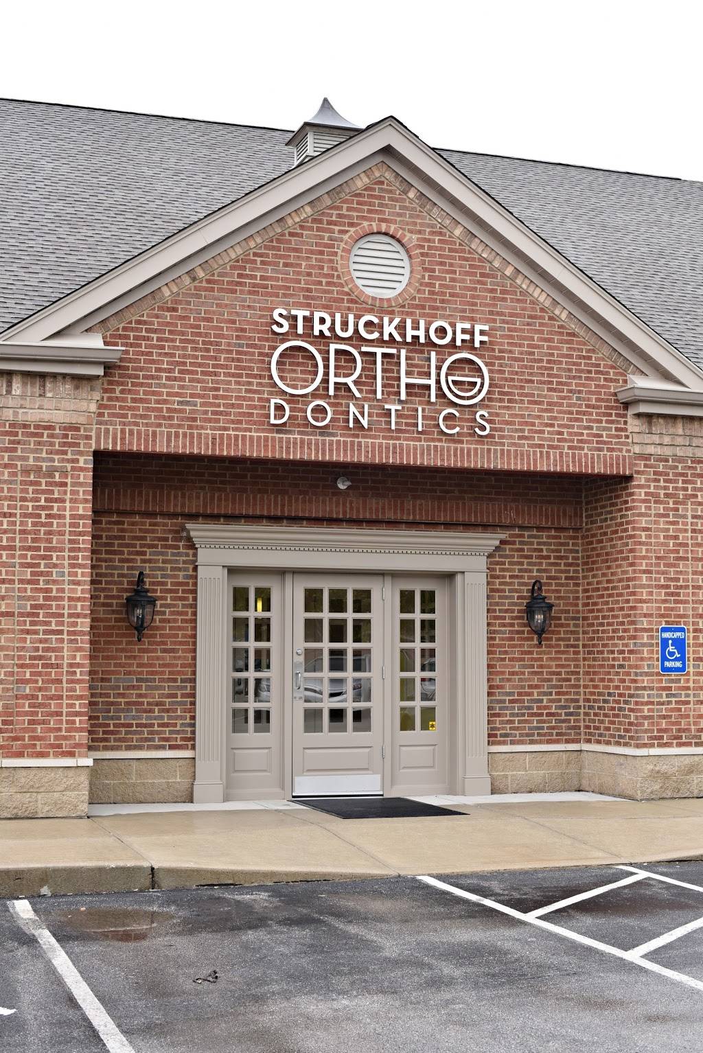 Struckhoff Orthodontics | 7500 Oakbrook Dr, Florence, KY 41042 | Phone: (859) 356-6630