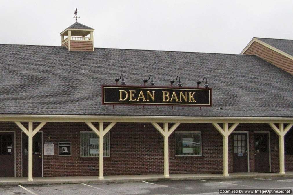 Dean Bank | 32 Hastings St, Mendon, MA 01756, USA | Phone: (508) 634-0040