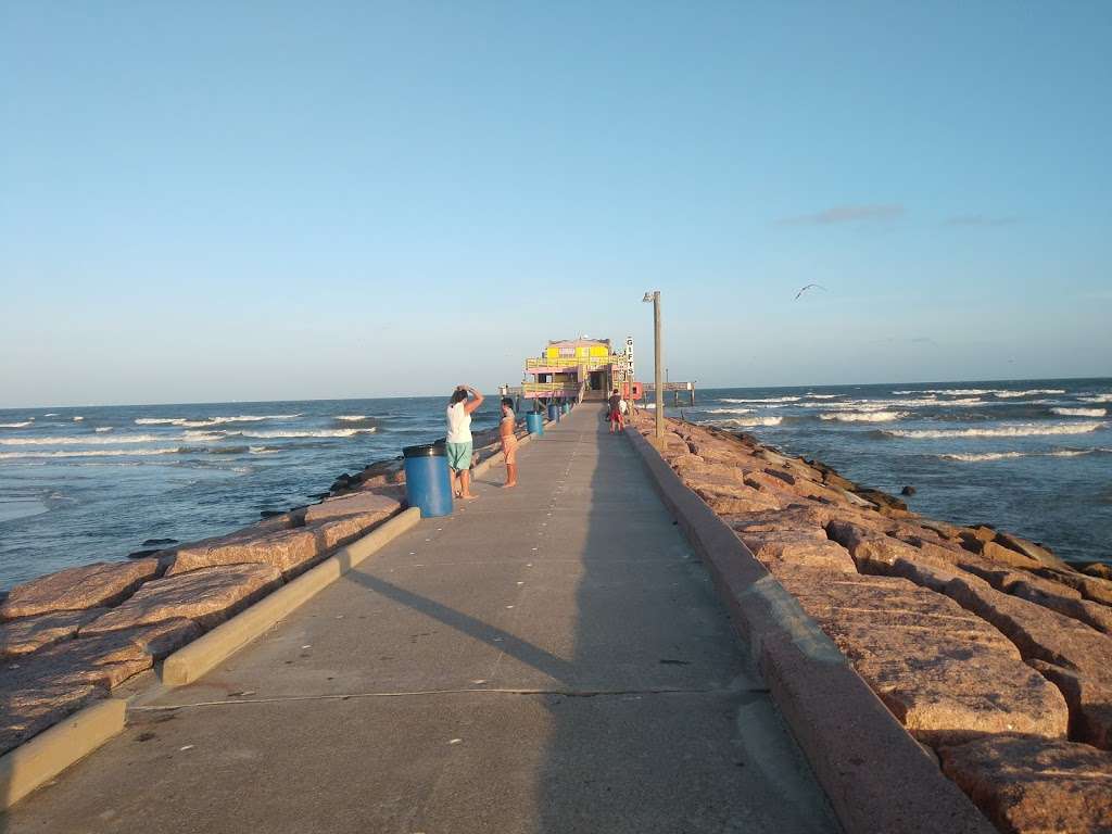 Galvestons 61st Street Fishing Pier | 6101 Seawall Blvd, Galveston, TX 77551, USA | Phone: (409) 744-8365