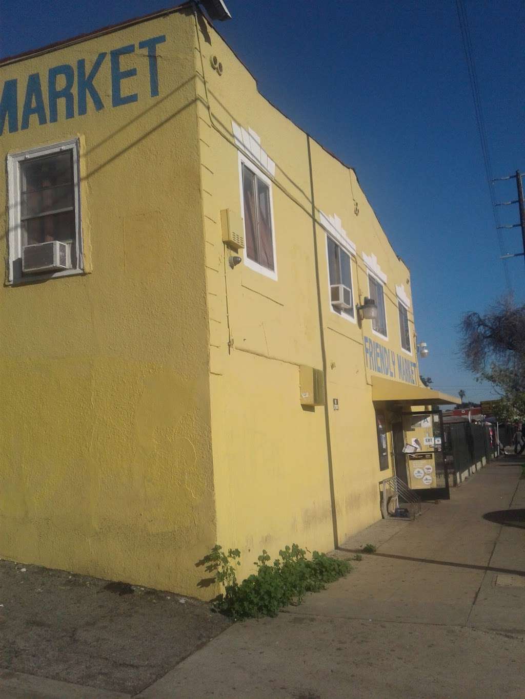 Friendly Market | 2921 E 8th St, Los Angeles, CA 90023, USA | Phone: (323) 263-2833