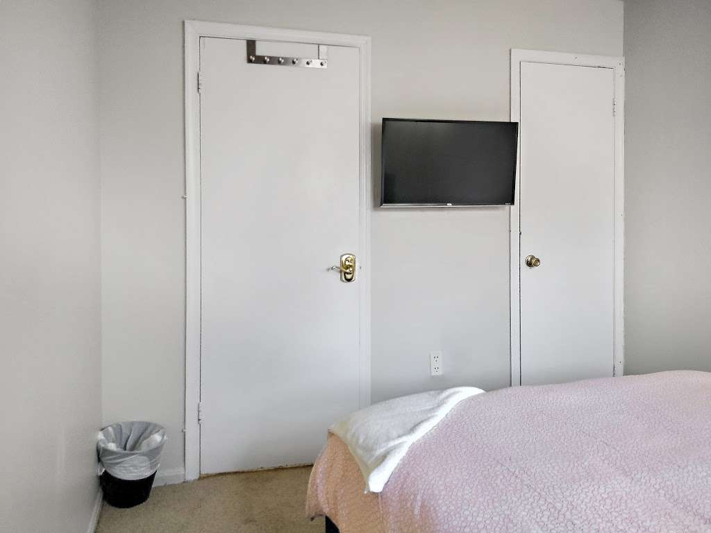 Carriage Guest House | 11770 Carriage House Dr, Silver Spring, MD 20904, USA | Phone: (240) 258-8295