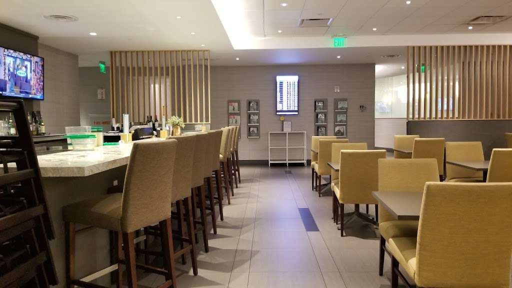 Delta Sky Club | 9289 Access Rd, Orlando, FL 32827, USA