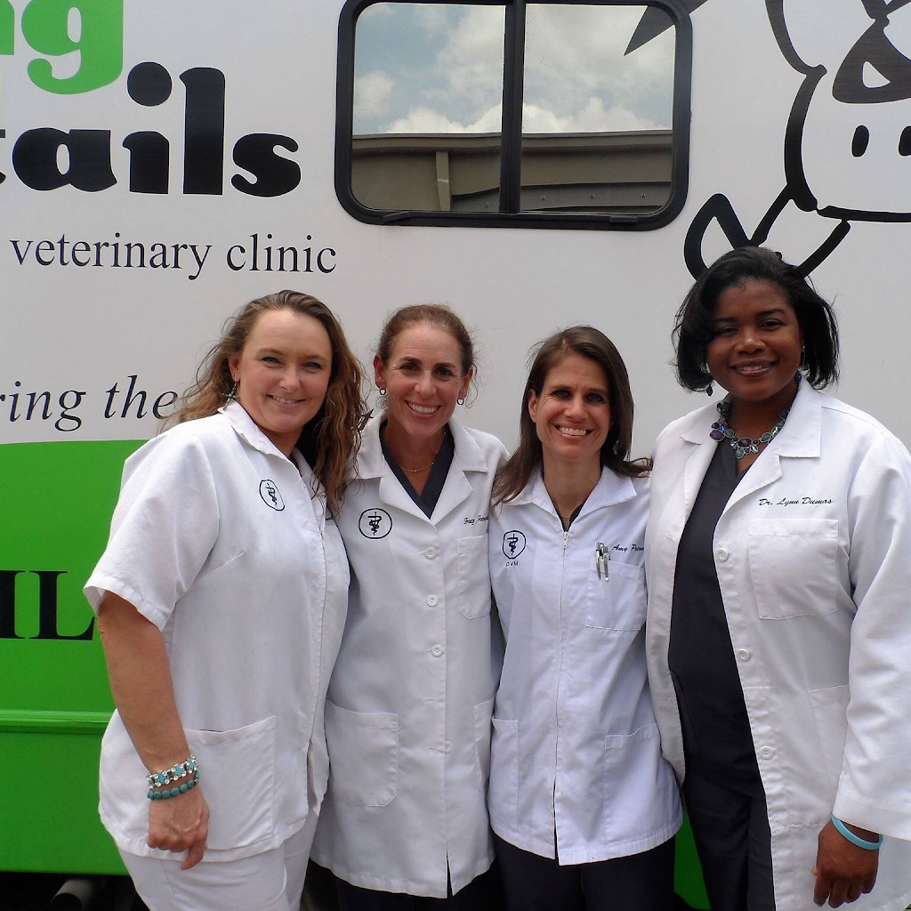 Traveling Tails Veterinary Clinic | 2250 Thousand Oaks #102, San Antonio, TX 78232, USA | Phone: (210) 495-8245