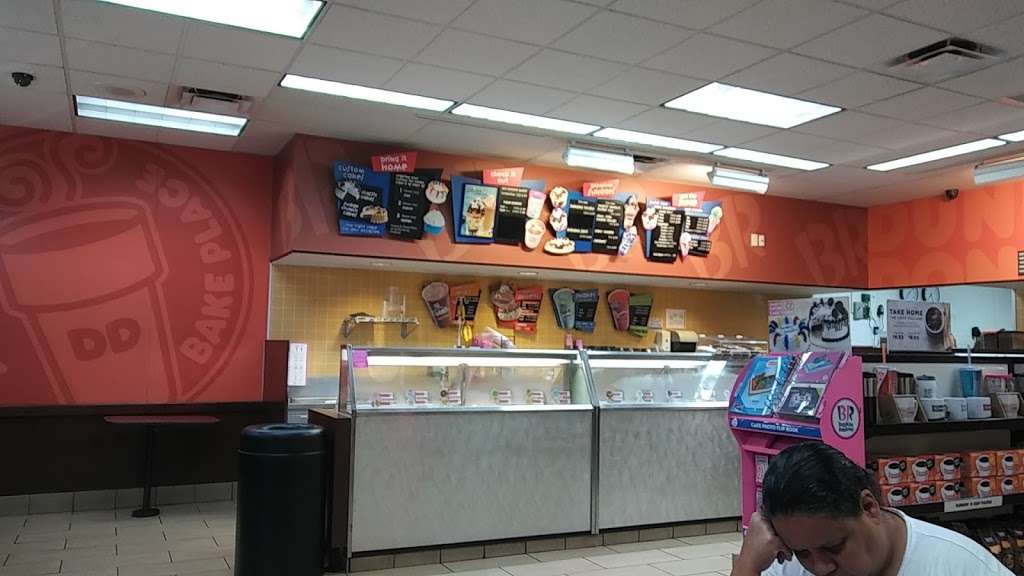 Baskin-Robbins | 3635 Aloma Ave #101, Oviedo, FL 32765, USA | Phone: (407) 667-9046