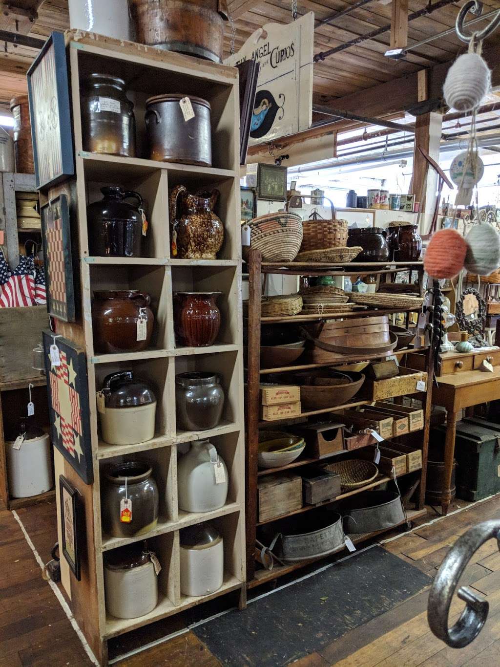 Bernat Mill Antiques | 89 Elmdale Rd, Uxbridge, MA 01569, USA | Phone: (508) 278-5525