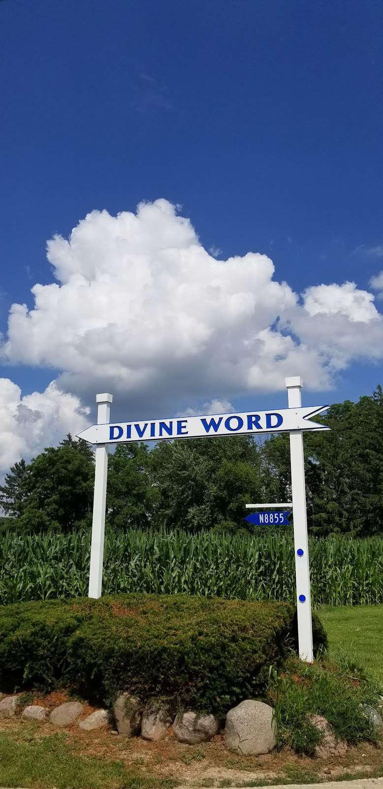 Divine Word Seminary | N8855 Seminary Rd, East Troy, WI 53120 | Phone: (262) 642-3300