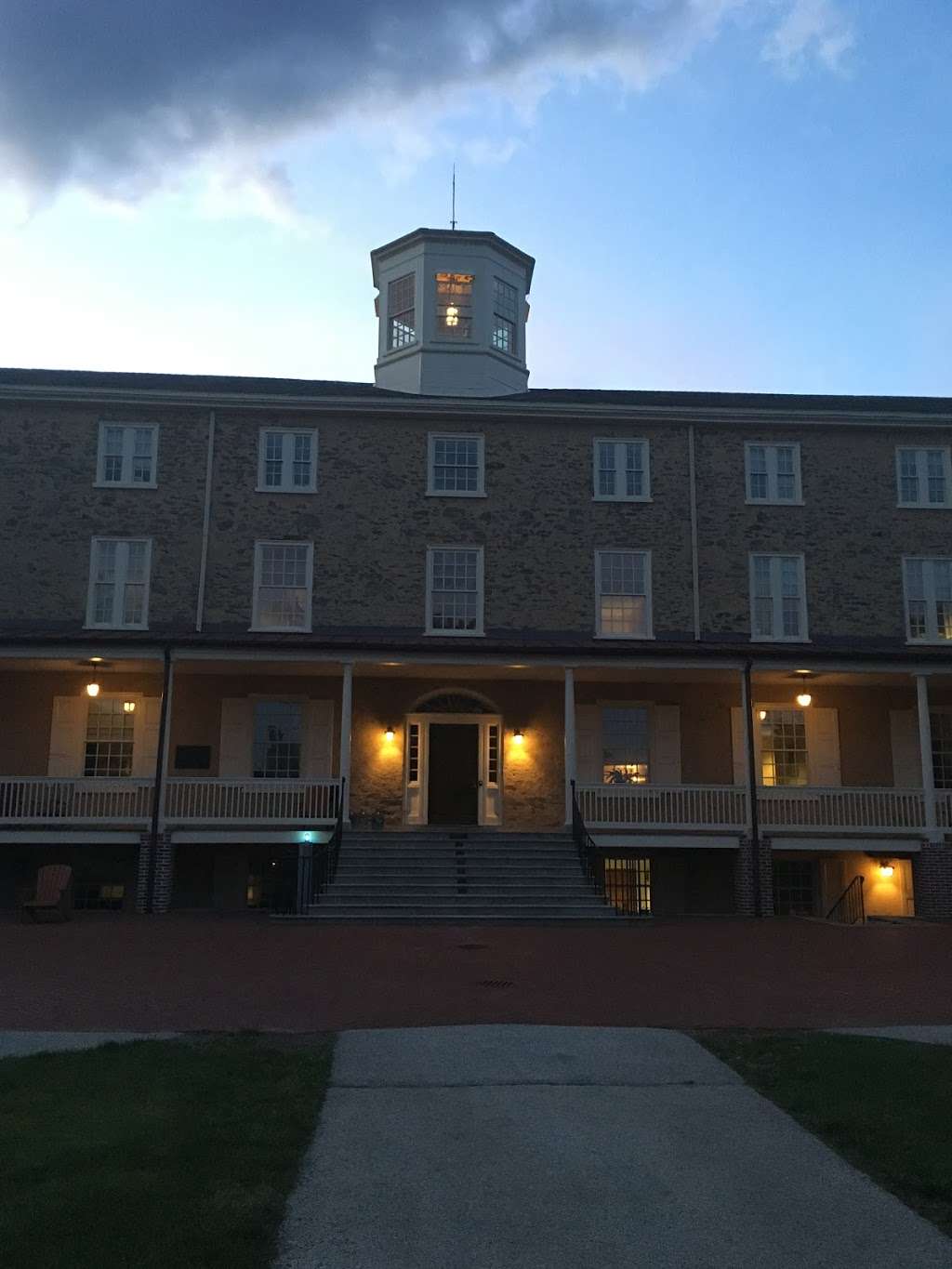 Founders Hall, Haverford College | Ardmore, PA 19003, USA | Phone: (610) 896-1000