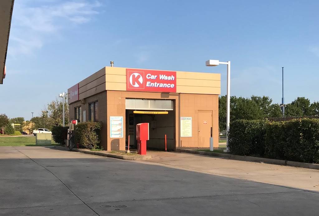 Circle K car wash | 3300 W Main St, Norman, OK 73072, USA | Phone: (405) 579-0377