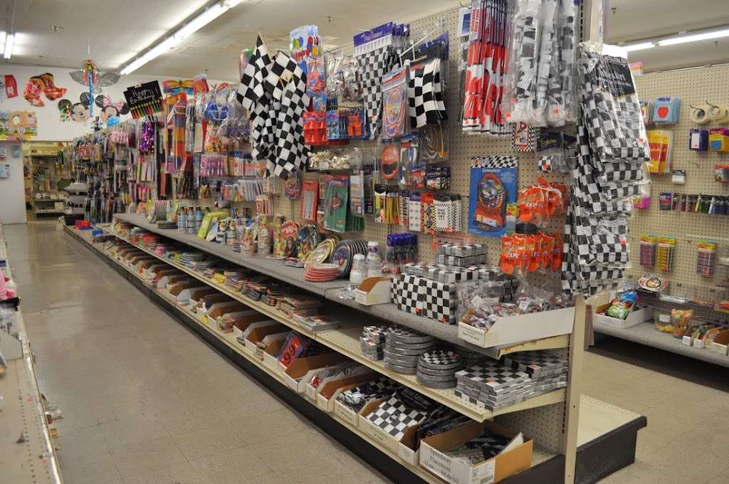 Decor Party Supplies | 2052 W La Habra Blvd, La Habra, CA 90631, USA | Phone: (562) 691-6251