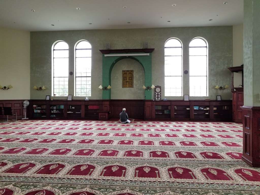 Albanian-American Islamic Center | 5825 St Charles Rd, Berkeley, IL 60163 | Phone: (708) 544-2609