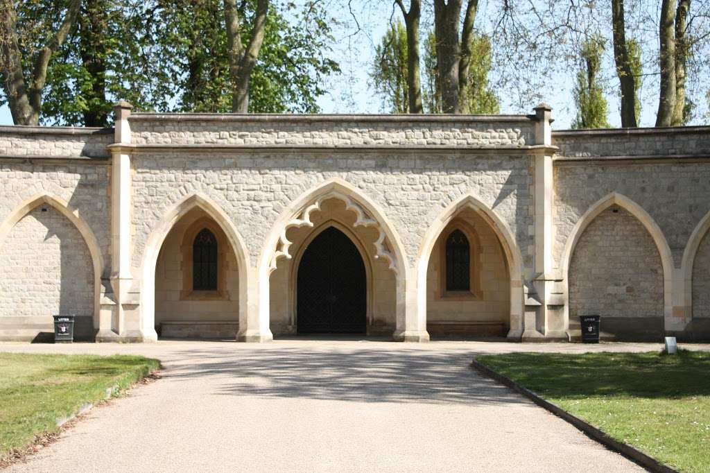 City of London Cemetery & Crematorium | Aldersbrook Rd, Manor Park, London E12 5DQ, UK | Phone: 020 8530 2151