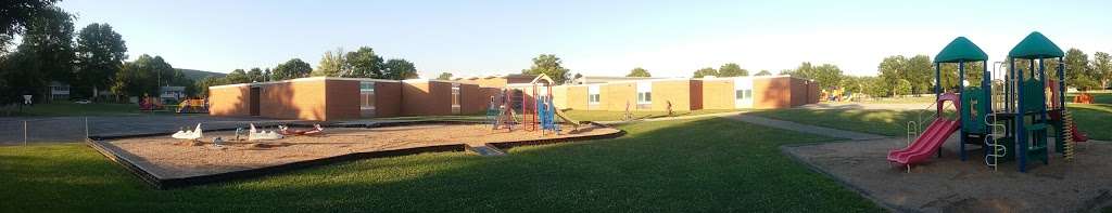 Stony Brook Elementary School | 250 Silver Spur Dr, York, PA 17402 | Phone: (717) 846-6789