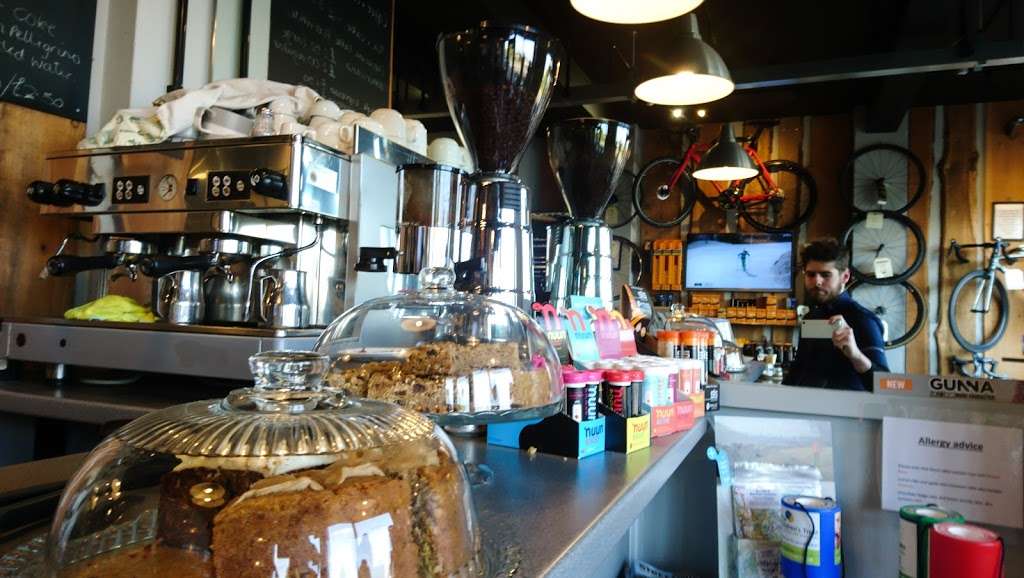 Destination Bike | 2 Boxhill Rd, Box Hill, Tadworth KT20 7JE, UK | Phone: 01737 844576