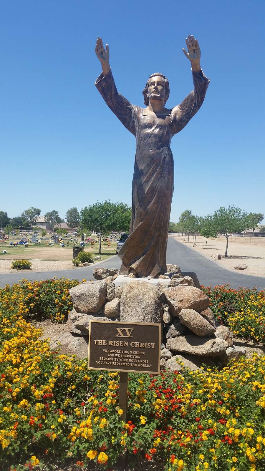 Holy Cross Cemetery | 9925 W Thomas Rd, Avondale, AZ 85392 | Phone: (623) 936-1710