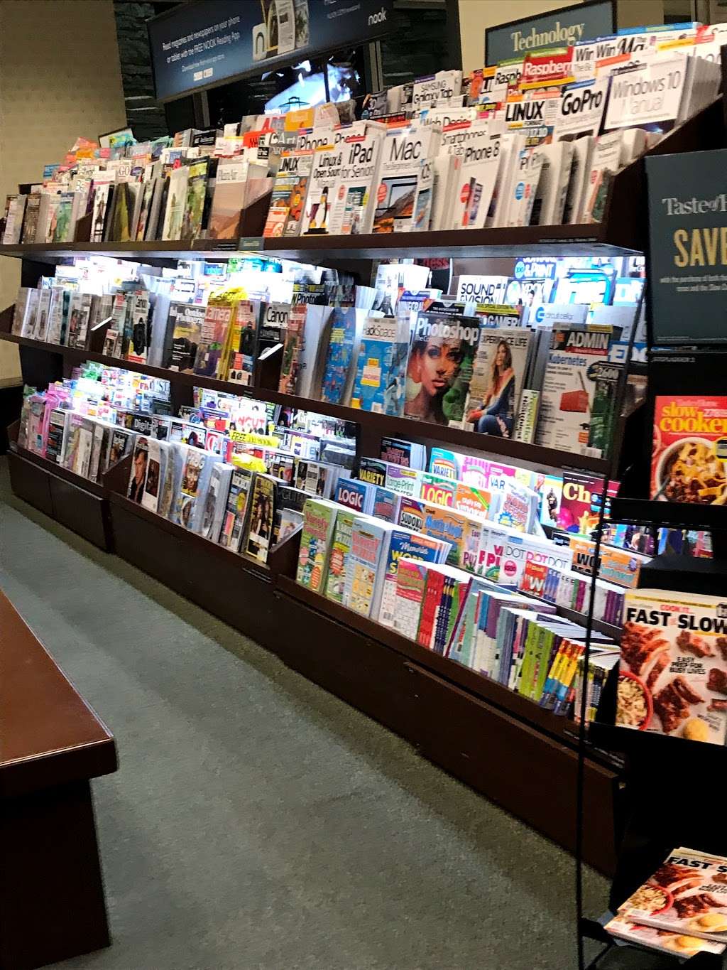 Barnes & Noble | Desert Ridge Marketplace, 21001 N Tatum Blvd Suite 42, Phoenix, AZ 85050, USA | Phone: (480) 538-8520