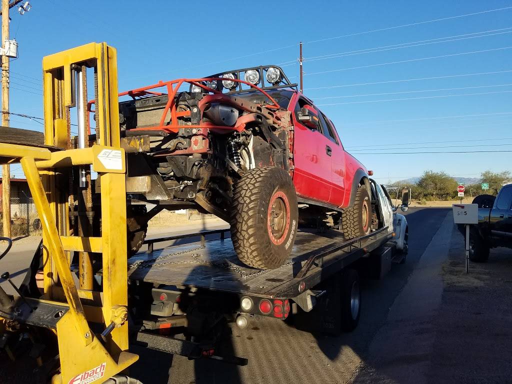 Eastside Towing | 9816 E 33rd St, Tucson, AZ 85748, USA | Phone: (520) 861-1318