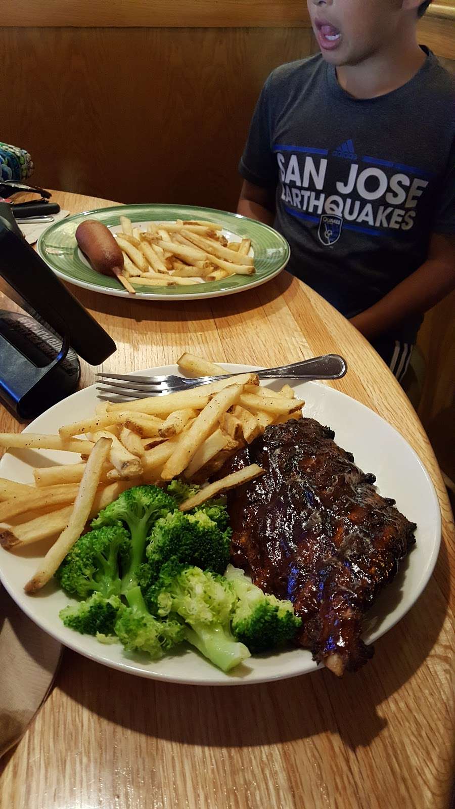 Applebees Grill + Bar | 2737 Hillcrest Ave, Antioch, CA 94509, USA | Phone: (925) 753-5950