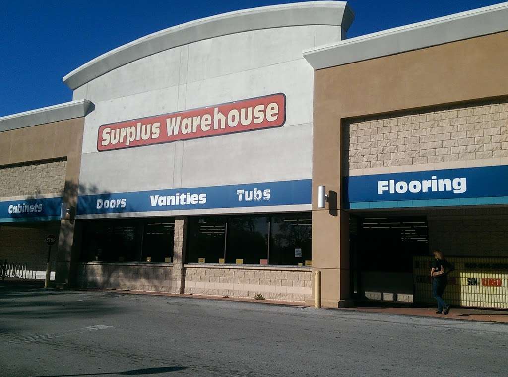 Surplus Warehouse | 727 South Orange Blossom Trail (US 441), Apopka, FL 32703, USA | Phone: (407) 814-9550