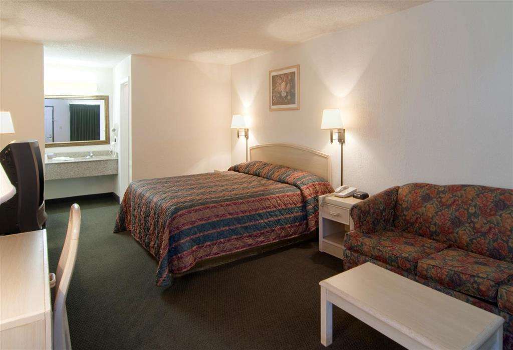 Americas Best Value Inn & Suites Texas City | 902 Hwy 146 North, Texas City, TX 77590 | Phone: (409) 945-9900