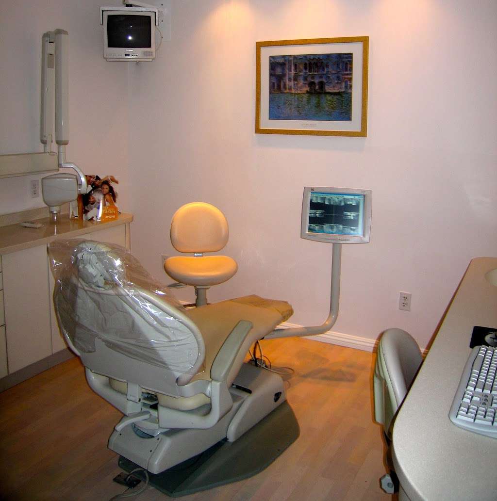 Gina Dorfman, DDS | 18635 Soledad Canyon Rd, Canyon Country, CA 91351, USA | Phone: (661) 299-2525