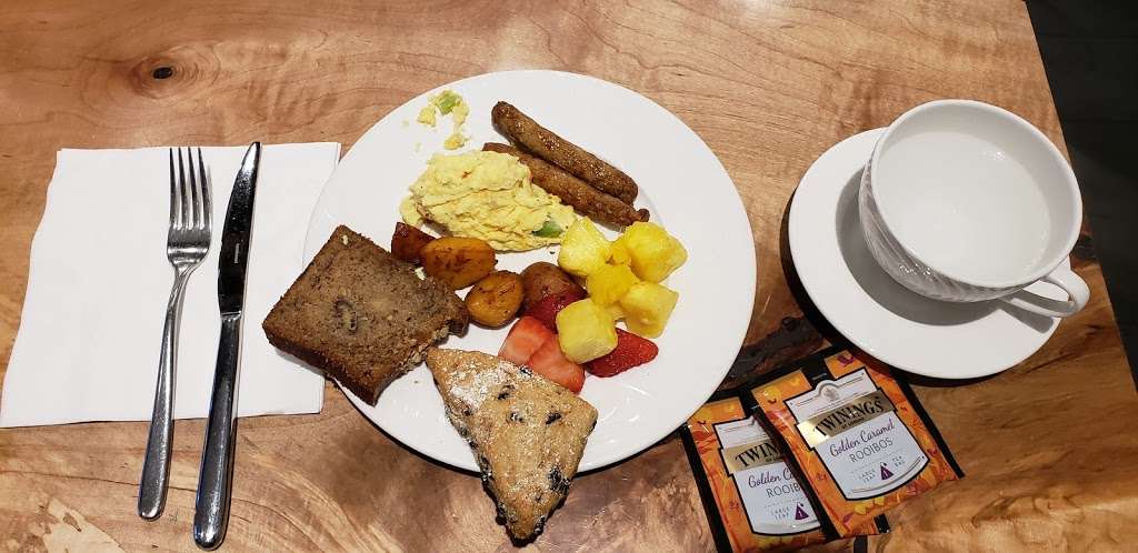 The Centurion Lounge | 2800 N Terminal Rd, Houston, TX 77032, USA