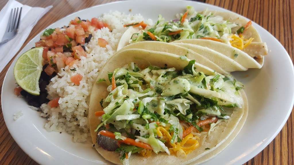 Wahoos Fish Taco | 7980 Northfield Blvd, Denver, CO 80238 | Phone: (303) 574-0466