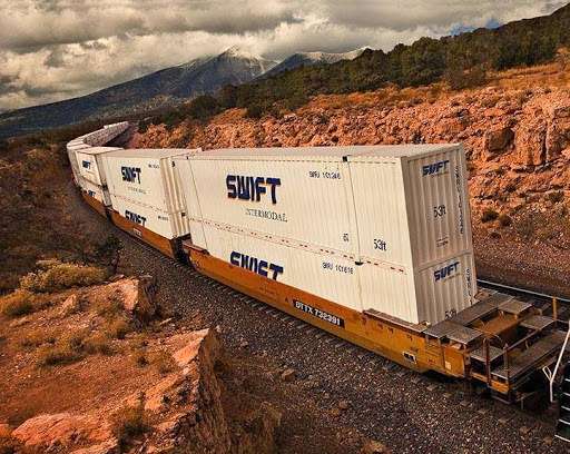 Swift Transportation Headquarters | 2200 S 75th Ave, Phoenix, AZ 85043, USA | Phone: (602) 269-9700