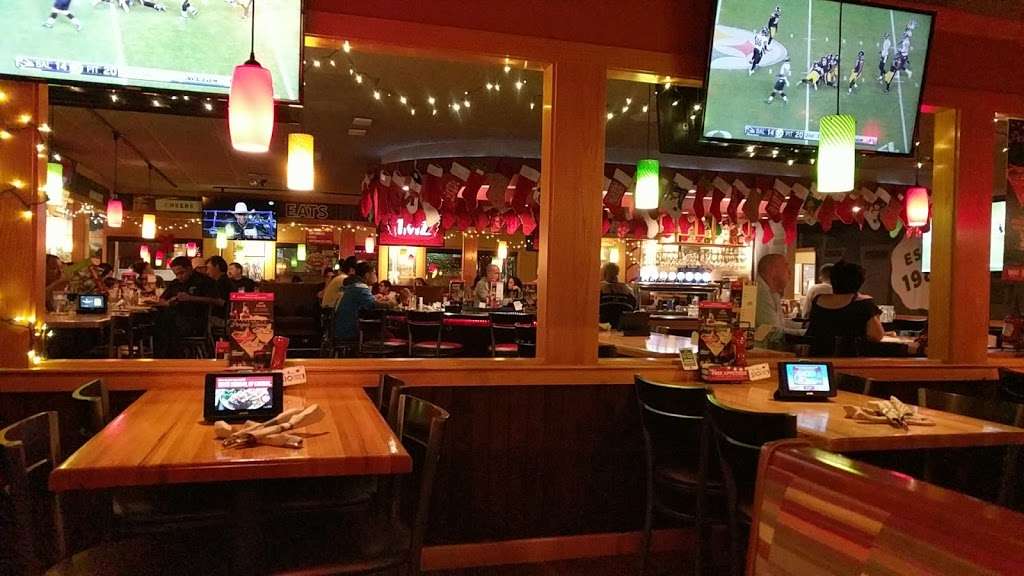 Applebees Grill + Bar | 21625 E, Valley Blvd, Walnut, CA 91789, USA | Phone: (909) 594-1140