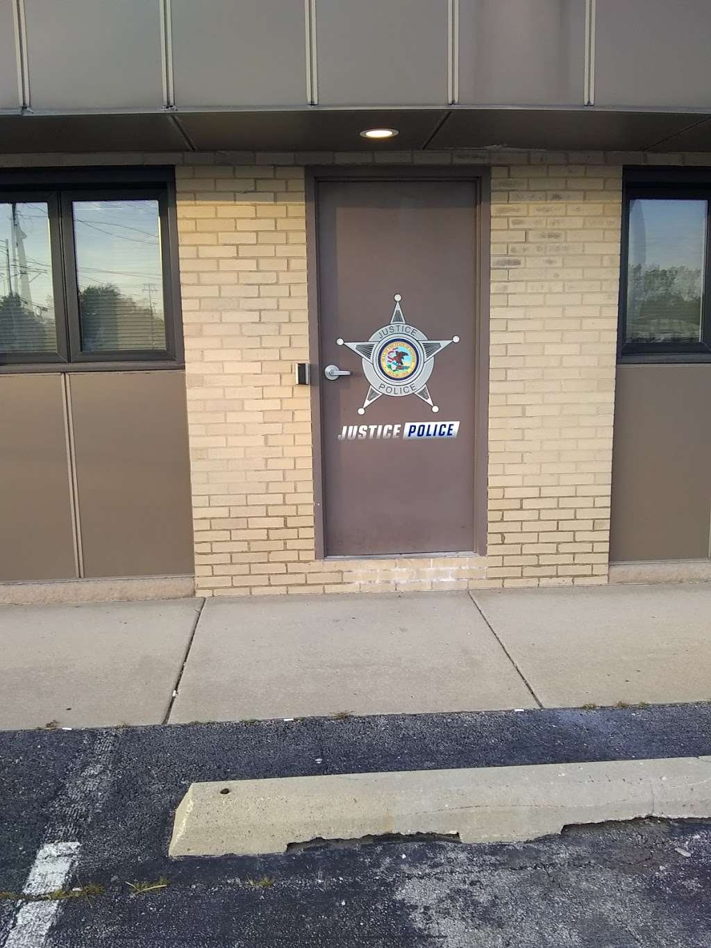 Justice Police Department | 7800 Archer Rd # 1, Justice, IL 60458, USA | Phone: (708) 458-2192