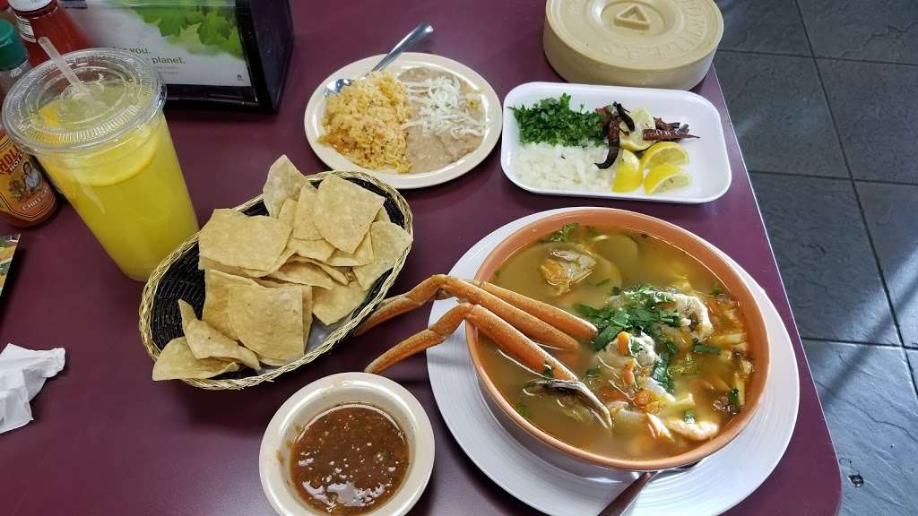 Tacos y Mariscos El Muchacho Alegre | 19248 Harvill Ave, Perris, CA 92570, USA | Phone: (951) 657-0505