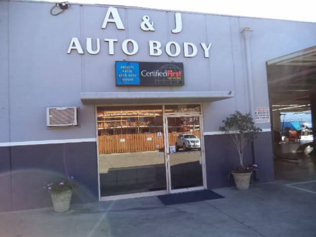 A & J Auto Body | 1020 N Harbor Blvd, Santa Ana, CA 92703, USA | Phone: (714) 554-5680