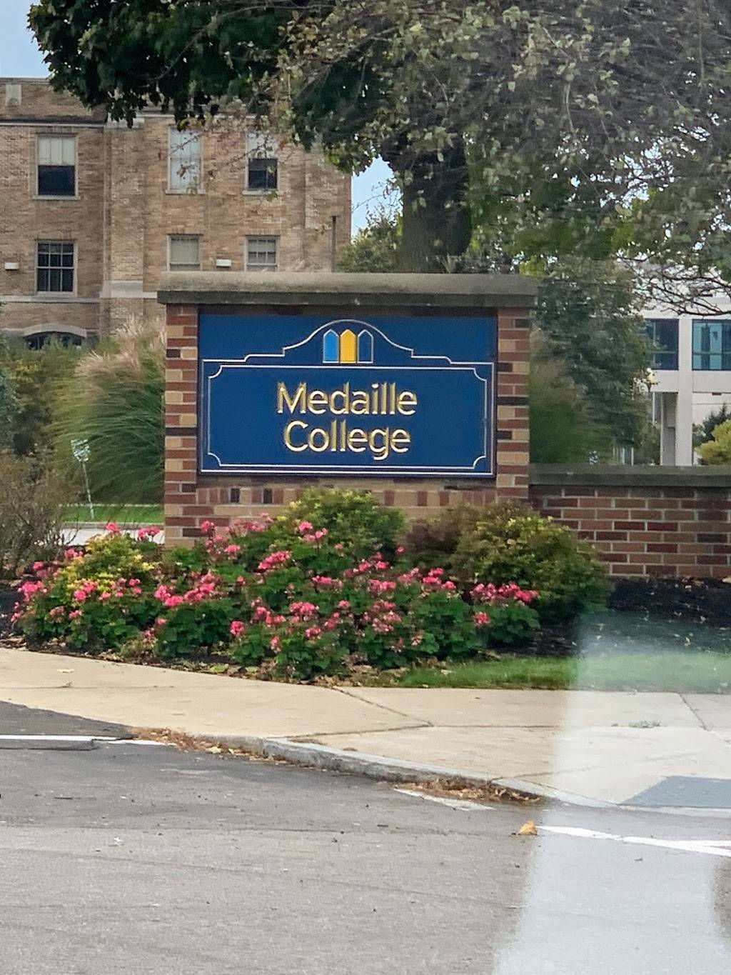 Medaille College Buffalo Campus | 18 Agassiz Cir, Buffalo, NY 14214, USA | Phone: (800) 292-1582