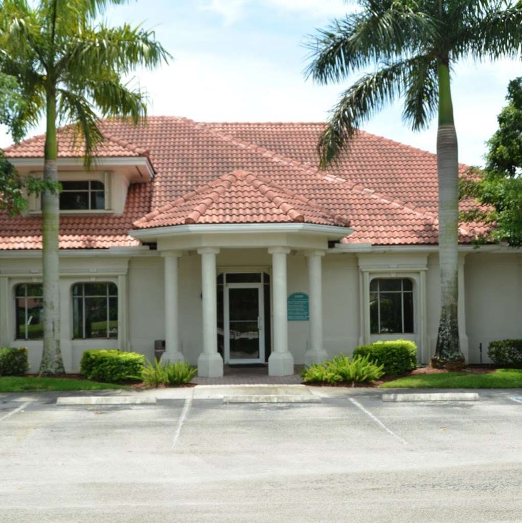 Rosenthal Barry w DDS | 9200 NW 44th St, Sunrise, FL 33351, USA | Phone: (954) 572-2750