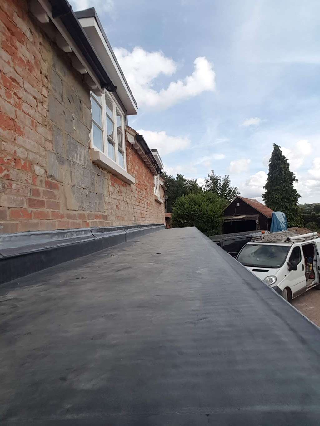 Rubber Roofing Direct | Rugge Farm, Horsham Road, Beare Green, Dorking RH5 4PT, UK | Phone: 01306 776626