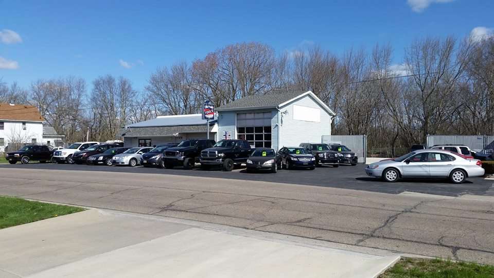 Tools Auto Sales & Details | 719 W Lincoln Ave, Pontiac, IL 61764, USA | Phone: (815) 842-3600